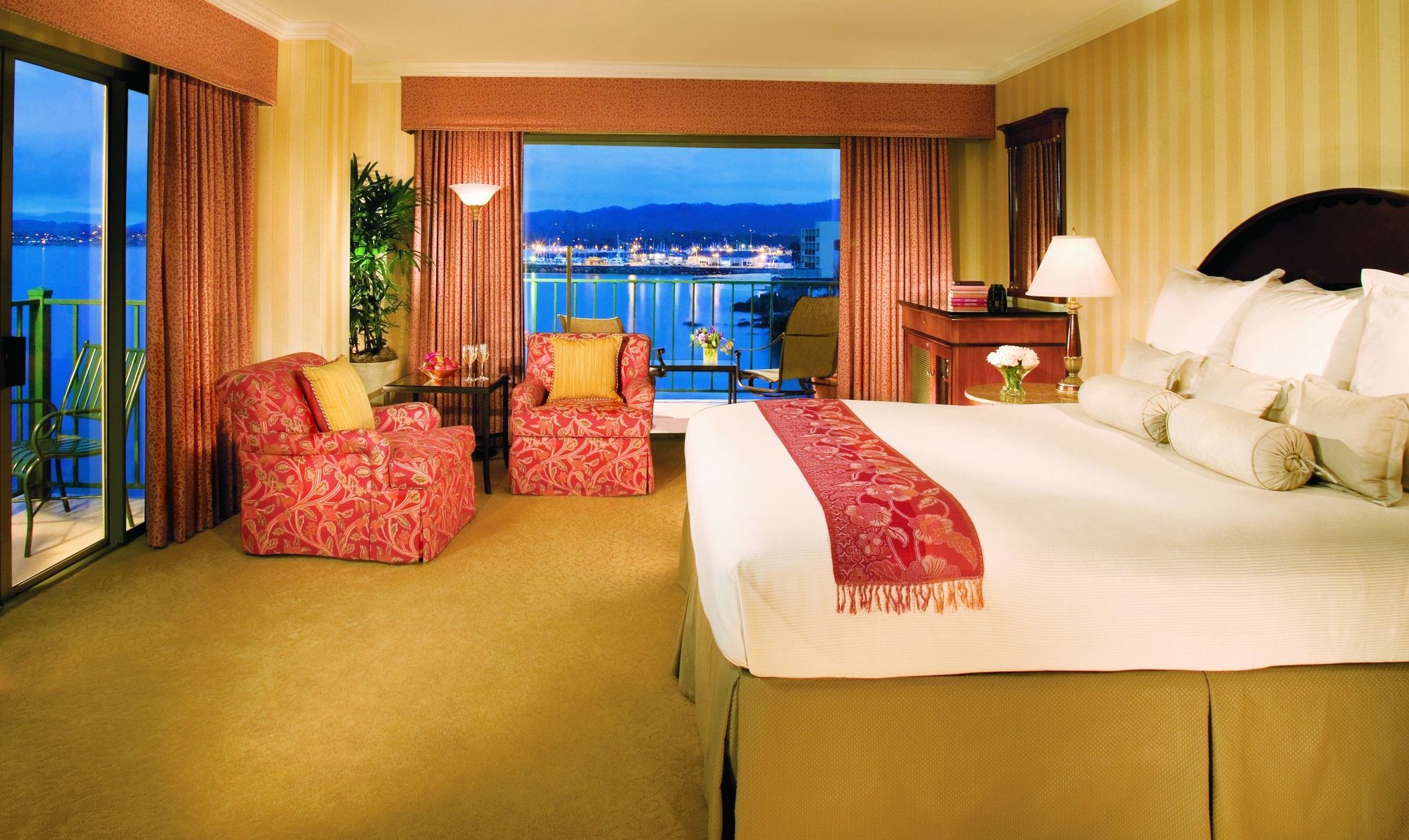 Monterey Plaza Hotel & Spa חדר תמונה